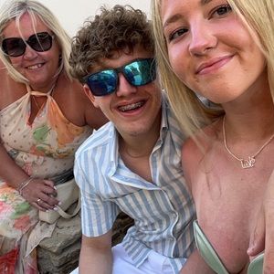 Meet your Posher, Kai